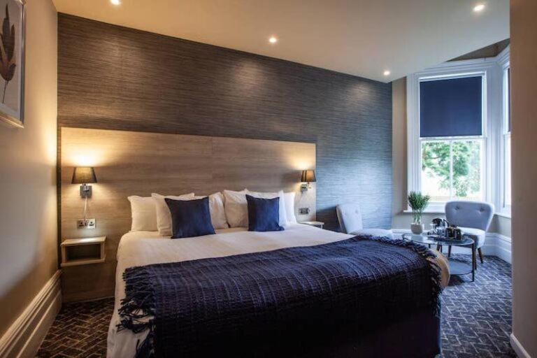 No5 Durley Road - Contemporary Serviced Rooms And Suites Bournemouth Exterior photo